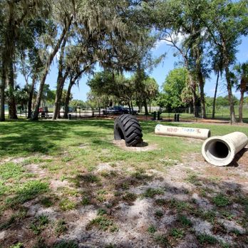 Arbor Park Dog Park - Pets Near Me - Longwood, Florida Arbor Park Dog Park - Pets Near Me - Longwood, Florida