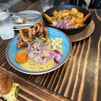 Ceviches By Divino MiMo - Cebiche Carretillero y Arroz con Mariscos - Seafood Near Me - Miami, Florida