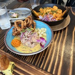 Cebiche Carretillero y Arroz con Mariscos