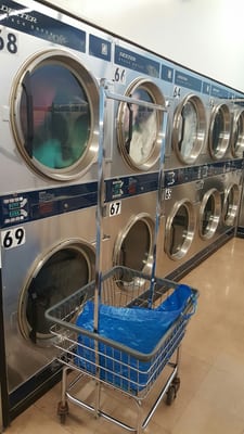Chicago Lake Coin Laundry by null
