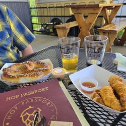 Outlaw Brewing - Pretzel/ Chicken & Waffle