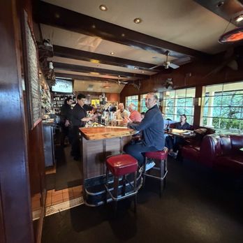 Buckeye Roadhouse - Bar seating with booths - American Near Me - Mill Valley, California Buckeye Roadhouse - Bar seating with booths - American Near Me - Mill Valley, California