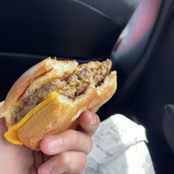 McDonald's - Cheeseburger