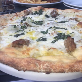 VB3 Pizzeria - Joe's special pizza (sausage, onions, basil) - Italian Near Me - Jersey City, New Jersey VB3 Pizzeria - Joe's special pizza (sausage, onions, basil) - Italian Near Me - Jersey City, New Jersey