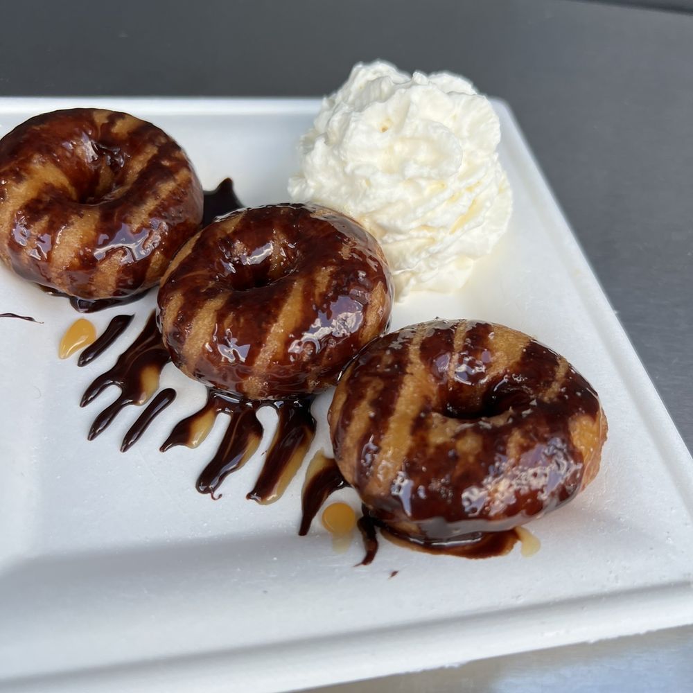 All American Pub - Donuts I love Food Truck provided the dessert - New American Near Me - Charlotte, North Carolina