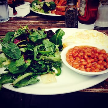 Kos Restaurant - Veggie Eggspress w/ 3 eggs, salad, and baked beans. - Breakfast & Brunch Near Me - Toronto, Ontario Kos Restaurant - Veggie Eggspress w/ 3 eggs, salad, and baked beans. - Breakfast & Brunch Near Me - Toronto, Ontario