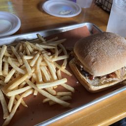 Pulled pork sandwich with fries Pulled pork sandwich with fries