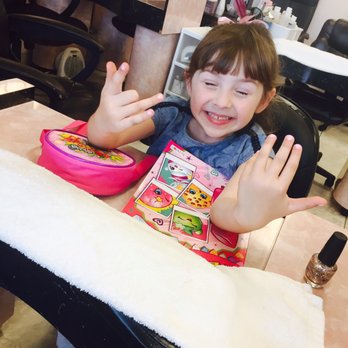 Color Nails Salon - Nail Salons Near Me - Los Angeles, California