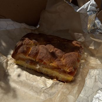 Café Dear Leon - Focaccia, bacon, egg, and cheese - Cafes Near Me - Baltimore, Maryland