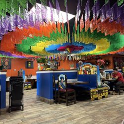Taqueria Mi Pueblo - Beautiful, colorful decorations. Place is extremely clean.