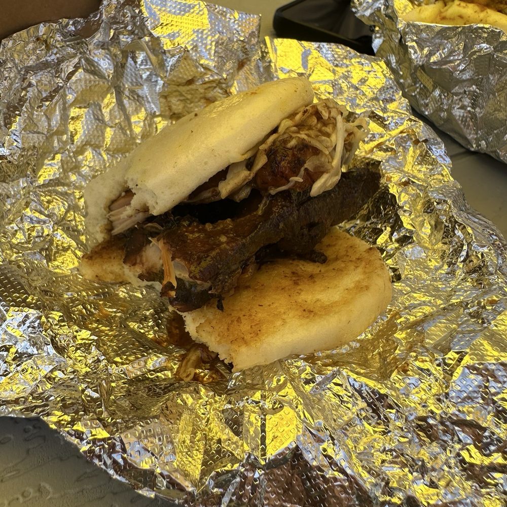 Kingston 5 - Brown Stewie Bao RECOMMENDED - Food Trucks Near Me - Orlando, Florida Kingston 5 - Brown Stewie Bao RECOMMENDED - Food Trucks Near Me - Orlando, Florida