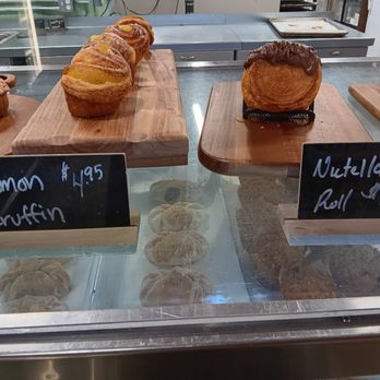 Apple Shed Bakery - Cruffins and Croissant Rolls - Pizza Near Me - Kents Hill, Maine Apple Shed Bakery - Cruffins and Croissant Rolls - Pizza Near Me - Kents Hill, Maine