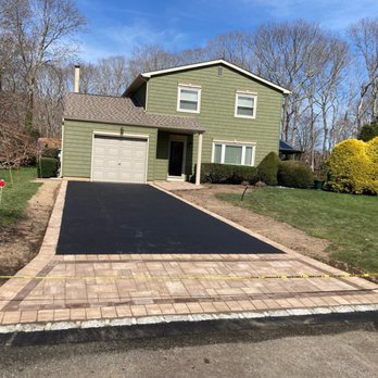 APM O’Neill and Sons - The driveway and walkway that they did! - General Contractors Near Me - Medford , New York APM O’Neill and Sons - The driveway and walkway that they did! - General Contractors Near Me - Medford , New York