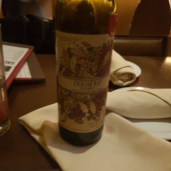 Enoteca Monza Pizzeria - DDO - Nice Cabernet Sauvignon reccomended by the waiter - Pizza Near Me - Dollard-des-Ormeaux, Quebec