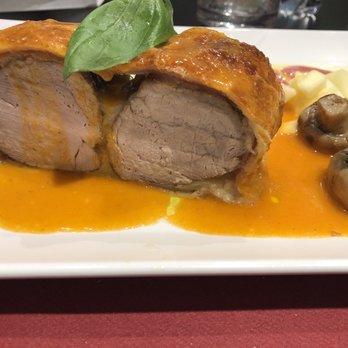 Bacarretto - This was a special. It was a pork Wellington with a prosciutto wrapped pork loin encrusted in pastry and mushrooms. - Sicilian Near Me - Venezia, VE Bacarretto - This was a special. It was a pork Wellington with a prosciutto wrapped pork loin encrusted in pastry and mushrooms. - Sicilian Near Me - Venezia, VE
