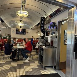 Colonial Diner