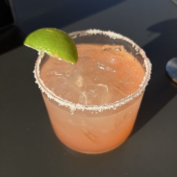 Barrel Brothers Brewing - Strawberry fields cocktail - Breweries Near Me - Windsor, California