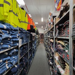 VIP Clothing - Dickies Store - Narrow, tall clothing isles