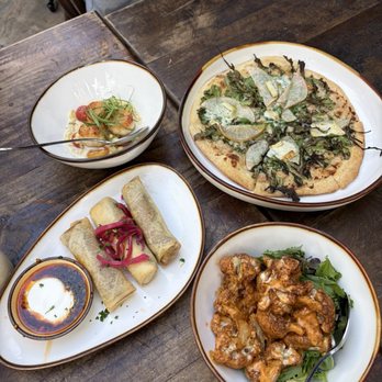 Bacari Silverlake - Moroccan Cigars, Scallop Medallions, Noa's Cauliflower, Asian Pear & Brie Pizza - Mediterranean Near Me - Los Angeles, California