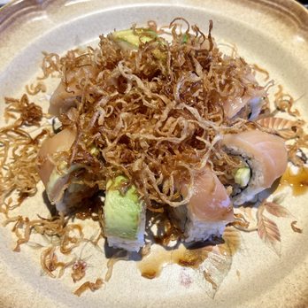 Ahoyama Restaurant - Hawaiian Roll $13.95 Spicy tuna roll topped with albacore tuna, avocado & crunch onion. - Sushi Bars Near Me - Hurst, Texas