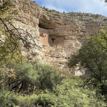 Montezuma Castle National Monument - Landmarks & Historical Buildings Near Me - Camp Verde, Arizona Montezuma Castle National Monument - Landmarks & Historical Buildings Near Me - Camp Verde, Arizona