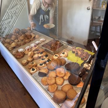 Mon Petit Choux - Bakeries Near Me - Cheviot, Ohio