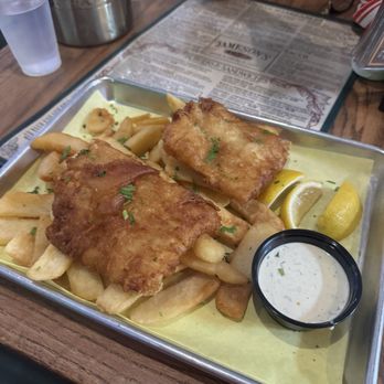 Jameson's Pub Culver City - Fish and chips appetizer (there is a bigger dinner entree version that comes with 3 pieces of fish, but the appetizer alone is massive) - Burgers Near Me - Culver City, California Jameson's Pub Culver City - Fish and chips appetizer (there is a bigger dinner entree version that comes with 3 pieces of fish, but the appetizer alone is massive) - Burgers Near Me - Culver City, California