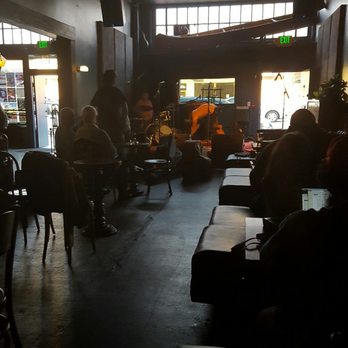Ivy Room - Live band prepping! - Music Venues Near Me - Albany, California Ivy Room - Live band prepping! - Music Venues Near Me - Albany, California