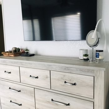 David AV Installations, LLC - Mounted tv (Stationary) - TV Mounting Near Me - Lancaster, California
