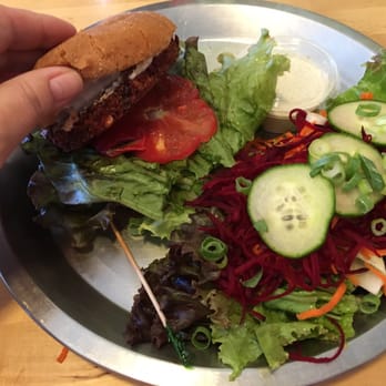 Taste Buds - Veggy burger with side salad - great salad, ok veg burger - Vegan Near Me - Willits, California Taste Buds - Veggy burger with side salad - great salad, ok veg burger - Vegan Near Me - Willits, California