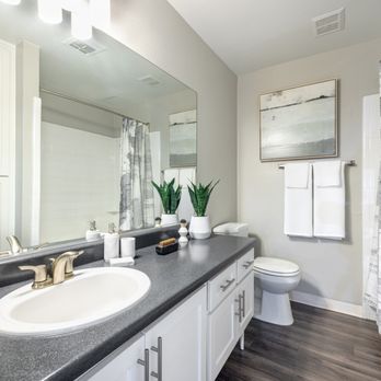 1200 Riverside - Apartments Near Me - Burbank, California 1200 Riverside - Apartments Near Me - Burbank, California