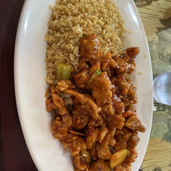 New Garden - General Tso Chicken - Chinese Near Me - Fort Thomas, Kentucky