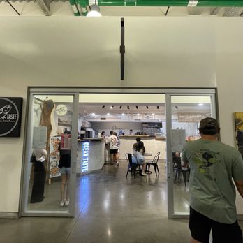 Ocean Taste - The store - Poke Near Me - Honolulu, Hawaii