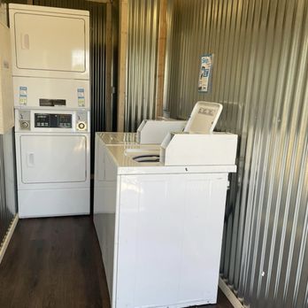 Unhitched Talladega - RV Parks Near Me - Lincoln, Alabama Unhitched Talladega - RV Parks Near Me - Lincoln, Alabama