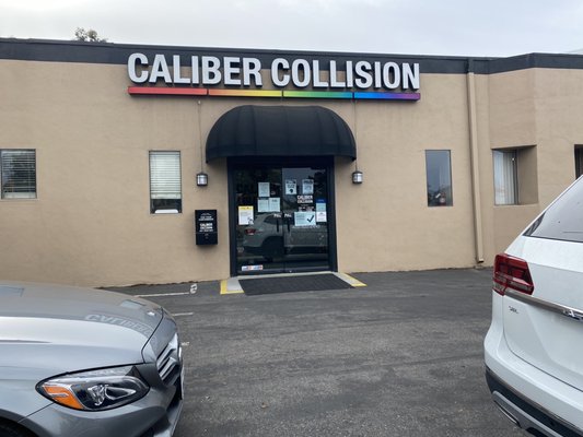 Caliber Collision Grant Ave Philadelphia Pa CALIBER COLLISION - Updated June 2025 - 14 Photos & 120 Reviews - 904