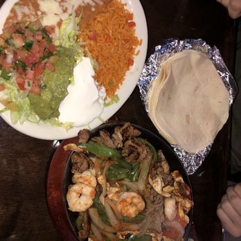 Amigo's Mexican Grill - Fajitas - Mexican Near Me - Lewisburg, Tennessee