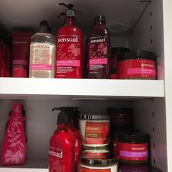 Bath & Body Works - Ahh. Jasmine Vanilla. Love it!!  Reminds me of Marrakesh