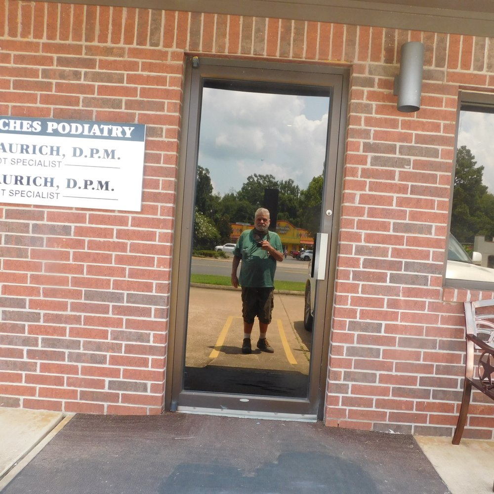 Nacogdoches Podiatry - Dr Laurich front door - Podiatrists Near Me - Nacogdoches, Texas