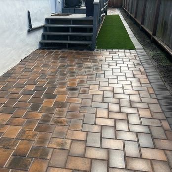 Reyes Quality Landscaping - Paver, grass and planter box - Landscaping Near Me Reyes Quality Landscaping - Paver, grass and planter box - Landscaping Near Me