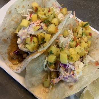 The 18hundred - AMAZING Mahi fish tacos - New American Near Me - Bakersfield, California The 18hundred - AMAZING Mahi fish tacos - New American Near Me - Bakersfield, California