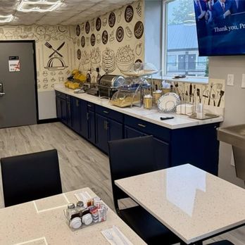 Lx Hotel, SureStay Collection by Best Western - Breakfast Area - Hotels Near Me - Manchester, Tennessee Lx Hotel, SureStay Collection by Best Western - Breakfast Area - Hotels Near Me - Manchester, Tennessee