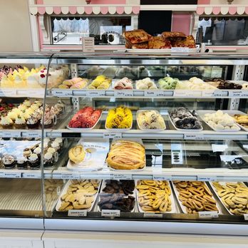 Gerardo's Italian Bakery - a variety of pastries - Bakeries Near Me - Shrewsbury, Massachusetts Gerardo's Italian Bakery - a variety of pastries - Bakeries Near Me - Shrewsbury, Massachusetts