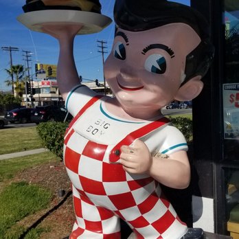 Bob's Big Boy - Bob - Diners Near Me - Northridge, California