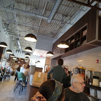 Rize Carmel - Ambiance - Breakfast & Brunch Near Me - Carmel, Indiana