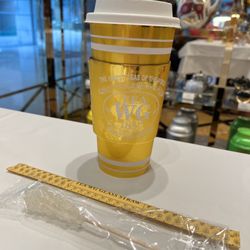 TWG Tea - Take away - fancy disposable cup with glass straw and rock sugar stir