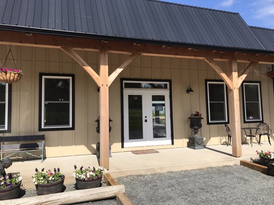 Quièvremont Vineyard & Winery by null