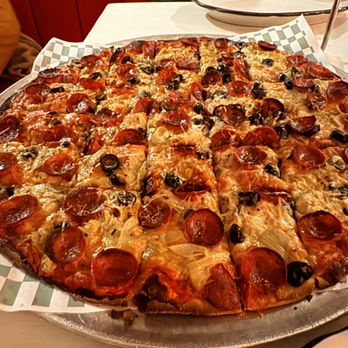 PIZZ'AMICI - Pizza Near Me - Chicago, Illinois PIZZ'AMICI - Pizza Near Me - Chicago, Illinois