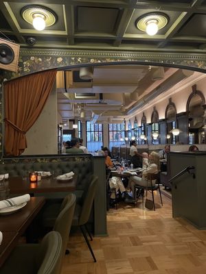 DeNucci's by null