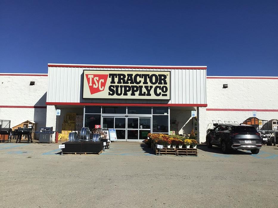 TRACTOR SUPPLY Updated October 2024 10 Photos 176 Finley Rd