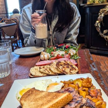 Drakes - Steak and eggs and the brunch board - New American Near Me - San Carlos, California
